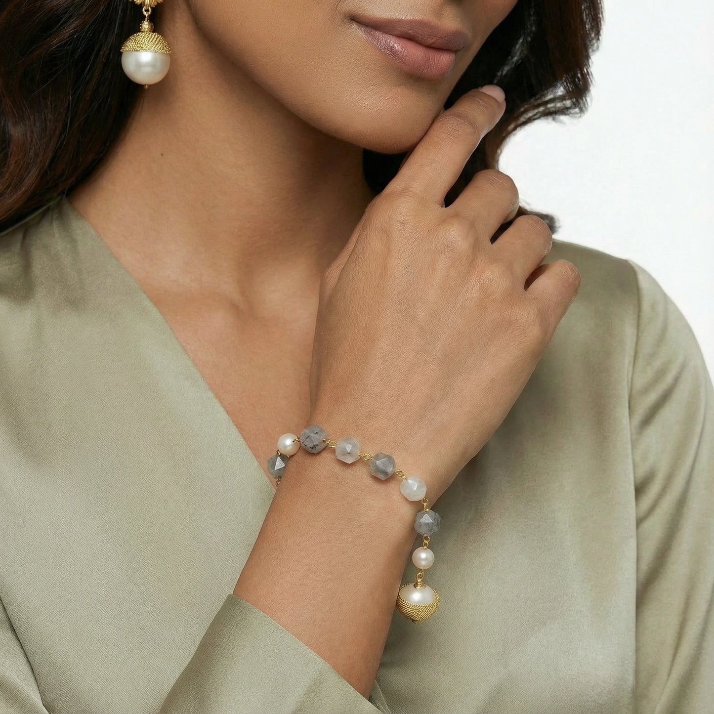 Crystal & Pearl Bracelet